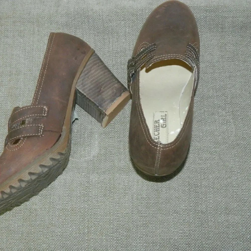 Skechers Loafers Shoes Brown Chunky Heels 90s Y2K‎ Size  9